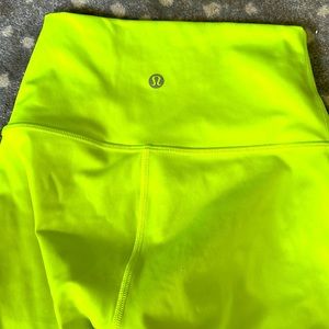 Lululemon Leggings - Neon Yellow - size 0